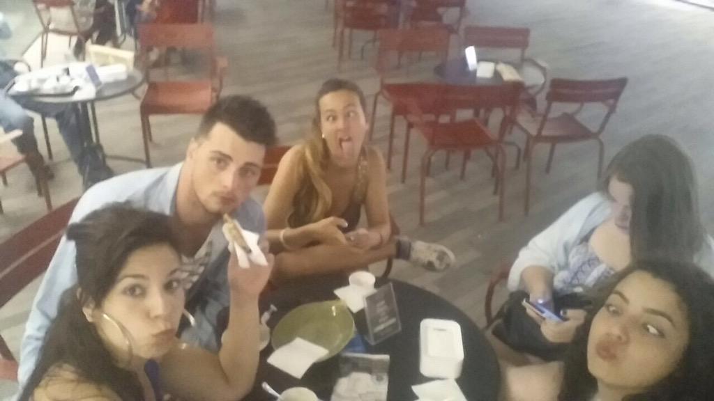 VirginiaGSF's tweet image. Best pics ever.