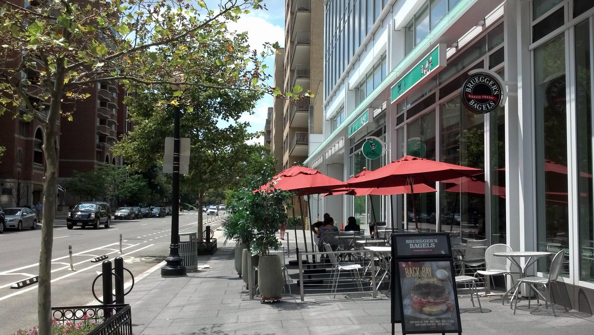 Neighborhood news:Stoney's (L&amp;NH NW) has taken over the sidewalk--bold and rude. <a href="/JackEvansWard2/">Jack Evans</a> <a href="/FoBoBlo/">Foggy Bottom Blog</a> <a href="/311DCgov/">DC311</a>