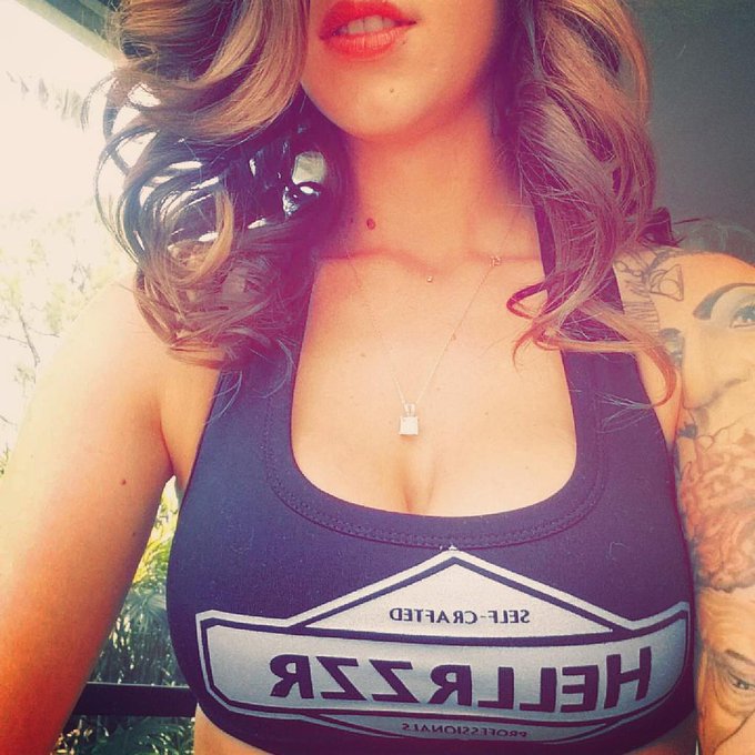 Hellrzzr ♡ #callienicole #420talent #420cannababes @420talent http://t.co/uSxY6HWjTf<a href="/tag/callienicole"class="tags">#callienicole</a><a href="/tag/420talent"class="tags">#420talent</a><a href="/tag/420cannababes"class="tags">#420cannababes</a>