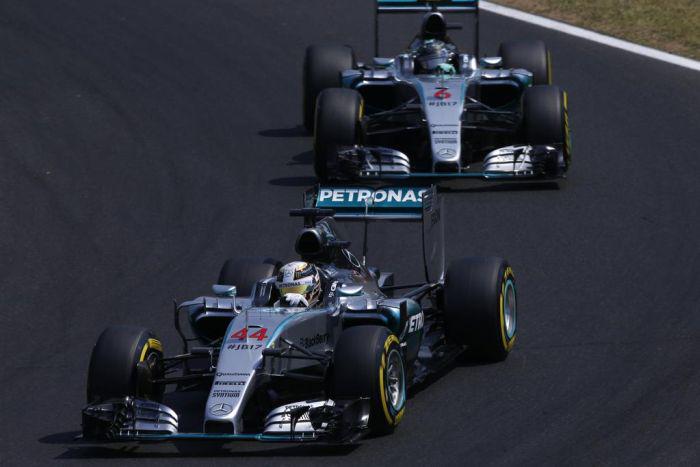 GP de Hungría: Lewis Hamilton en la pole por más de medio segundo bssl.es/1gVrYd0