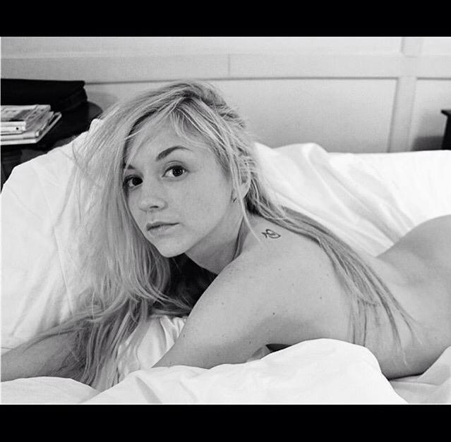 Emily kinney sexy