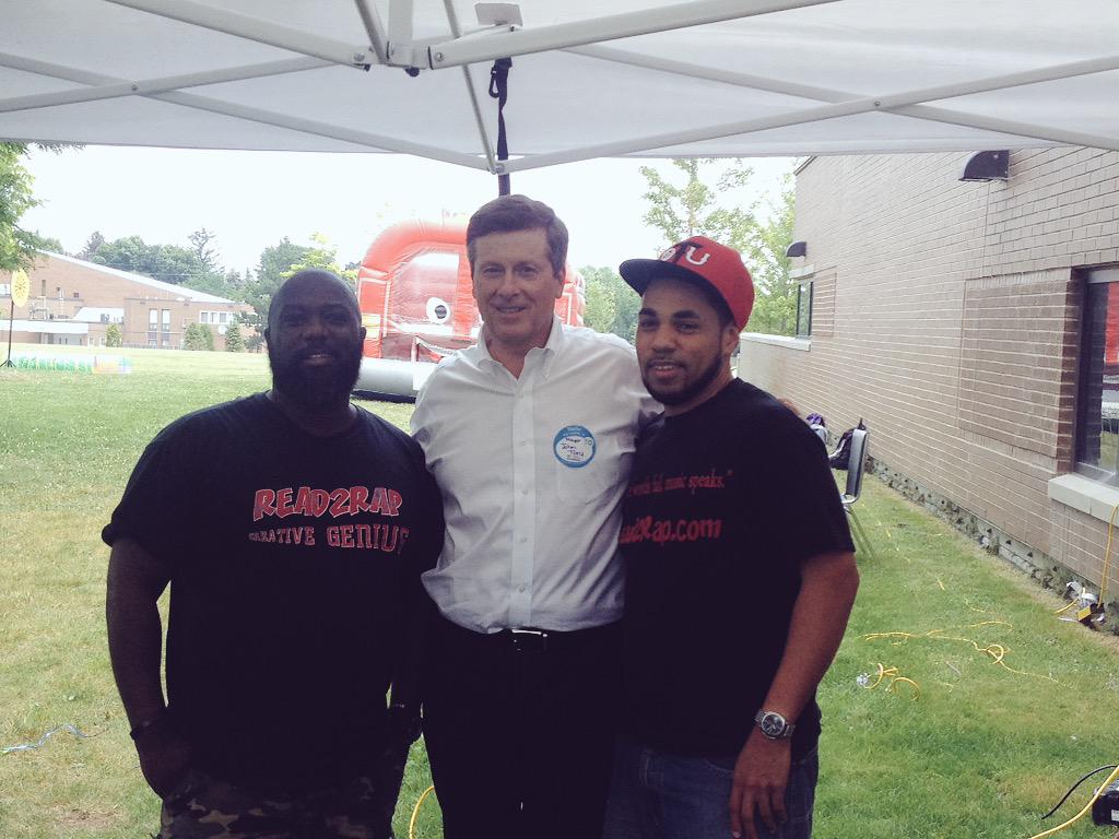 Read2RapMusic's tweet photo. Thanks to @ThatGreenTea for holding down the photography at Chester Le Day BBQ #ACSA #read2rap #community #BBQ http://t.co/041DiNldBx
