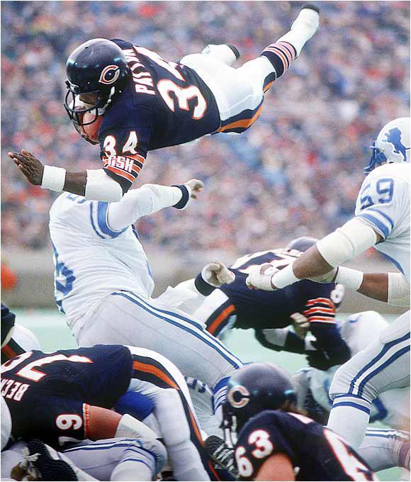 Walter Payton would be 61 today. 

Happy Birthday, Sweetness. 