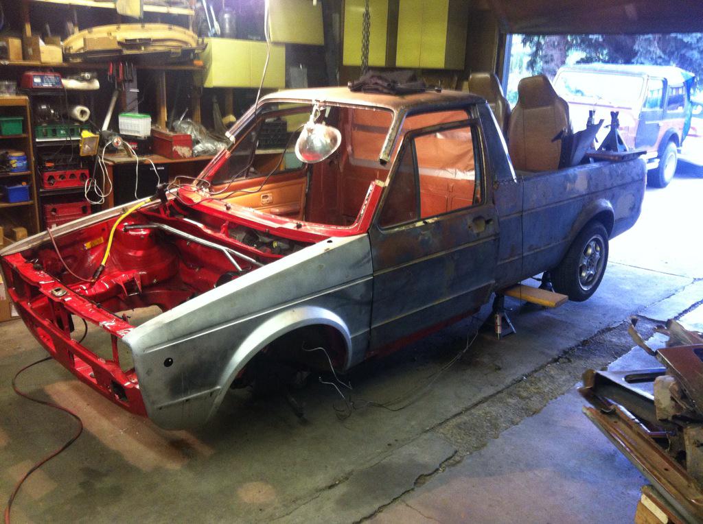 RabbitRebuild's tweet image. Front end is finally cut away! Getting the red-head lined up to complete the union... We've almost built a truck!