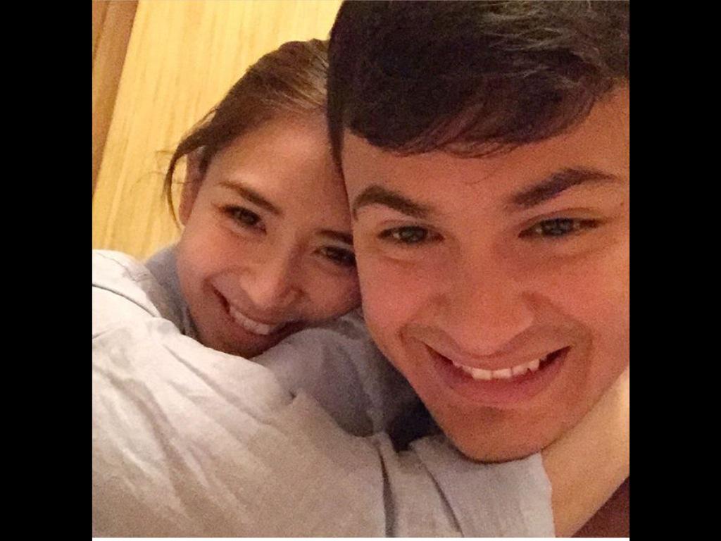 Happy Birthday Sarah Geronimo

This is it!
Matt share the Beautiful pic tonight!
They so Happy Together!
Me too! 