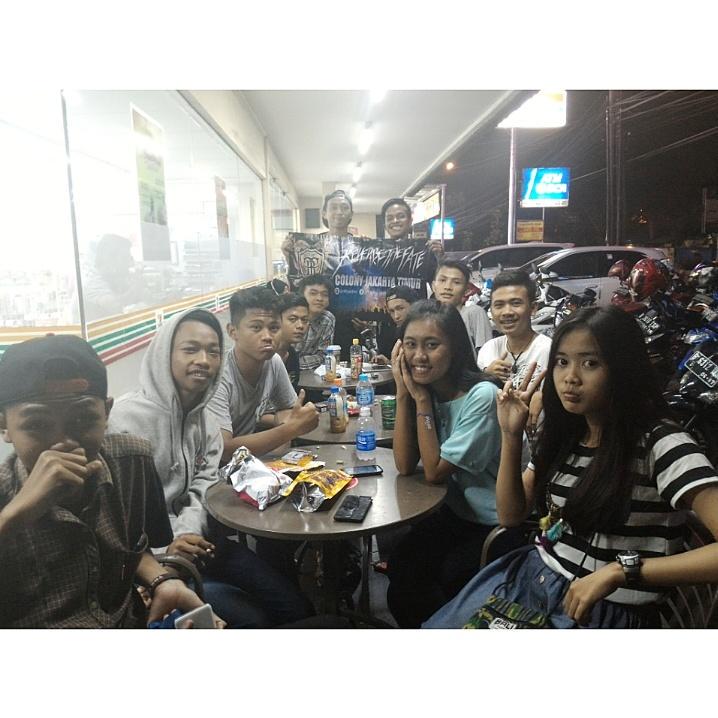 RTFColony_Jkt's tweet photo. Mini gath halal-bihalal😊 http://t.co/BKxf0eiJCT