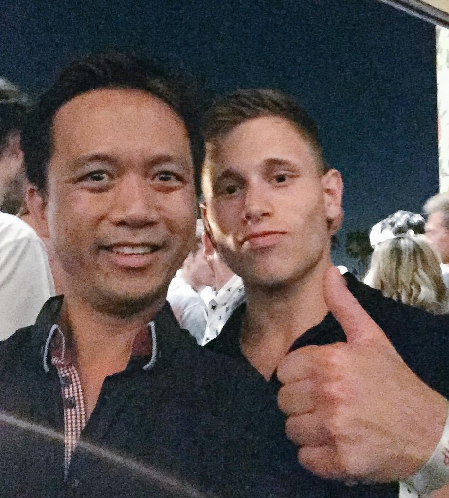 aussieninja's tweet photo. It was a pleasure meeting the #HiddenReaction guys last night #VIDCON2015 http://t.co/5q5Wl0lN0N
