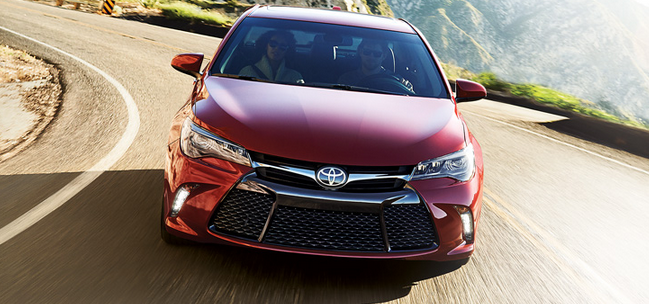 ToyotaCanada's tweet photo. Élégante et sportive. L'#AudacieuseNouvelleCamry XSE V6 vous comble comme aucun autre véhicule http://t.co/M6vWDsA7kh http://t.co/Z7bridItL7