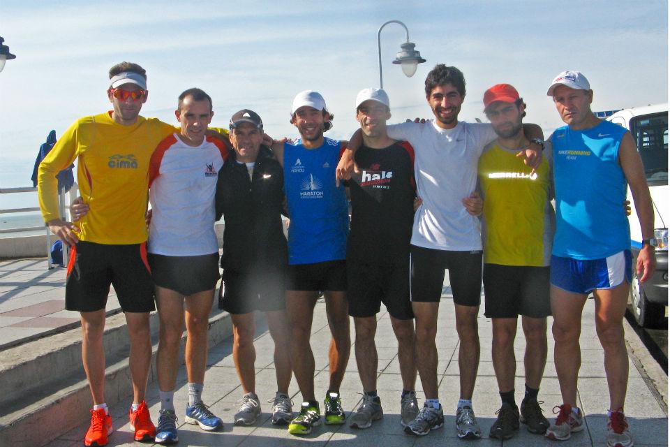 asadopasado's tweet photo. La Castofia, los amigos corredores de @M_mastromarinoo
http://t.co/j9EgJuj81A http://t.co/2xuXbxPDRJ