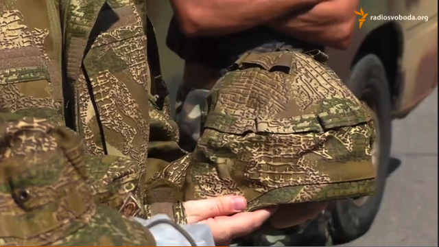 ВИДЕО: Бойцы АТО тестируют уникальную форму, незаметную в приборы ночного видения | inforesist.org/bojcy-ato-test…  …