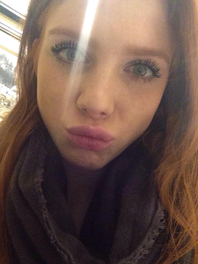 SELIESSENTTOME's tweet photo. #finals #kcsl #queenisabelle #worldisgettingtoosmallforusall # http://t.co/Qqd4iBTfqn