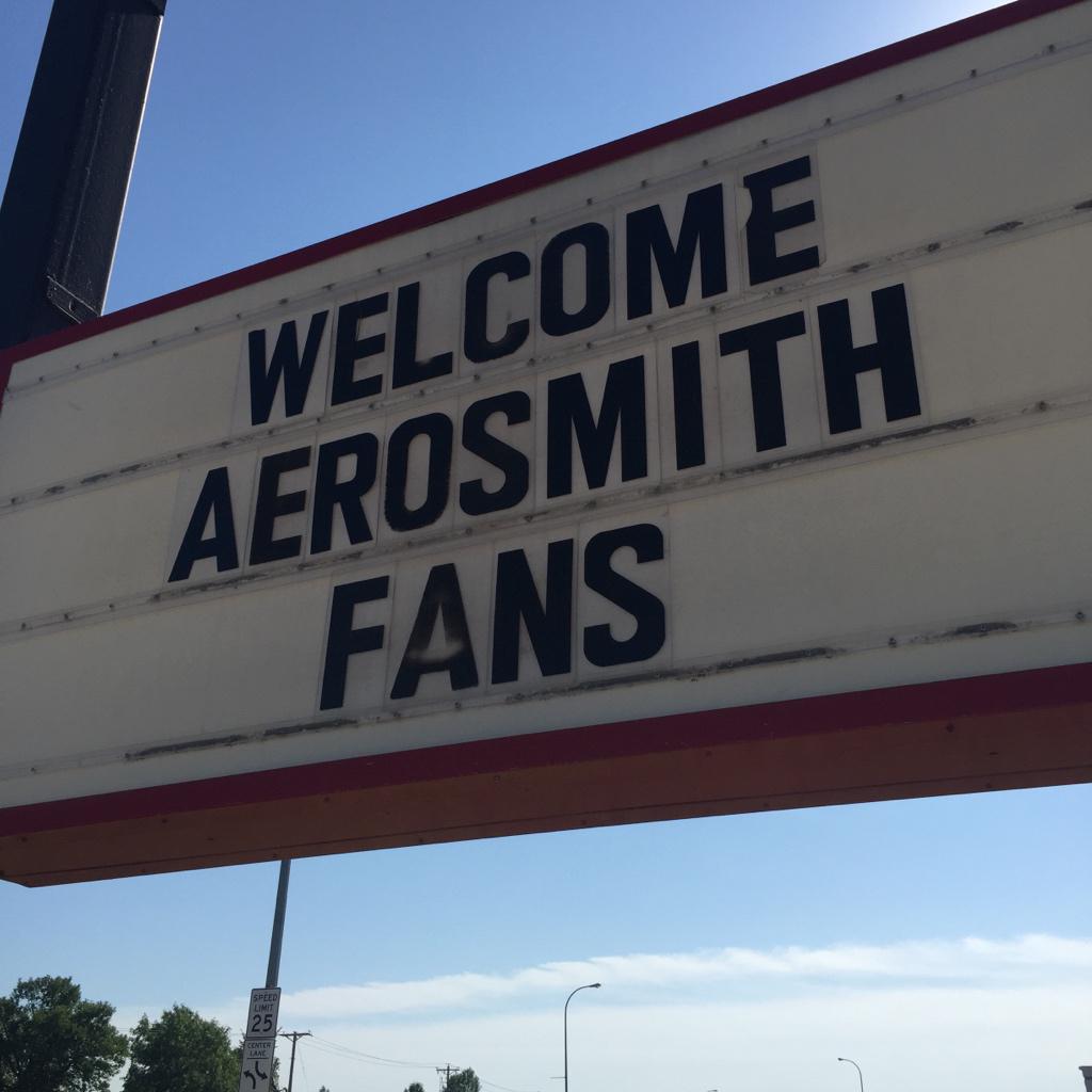 Aerosmith's tweet photo. Minot, ND! It’s show day!! Are you ready!!! 
#BlueArmyTour http://t.co/7V3OFcoLkO