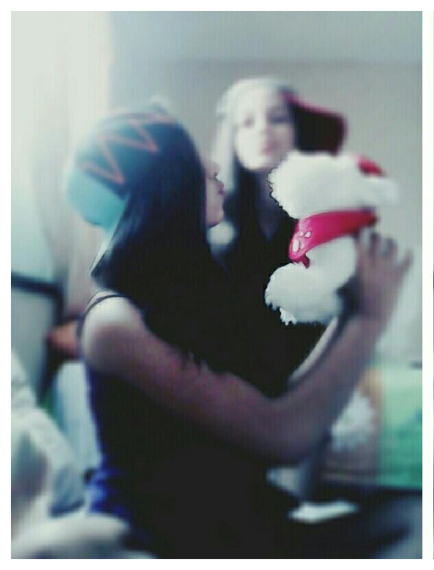 baby_solis's tweet photo. Apesar del tiempo y la distancia te extraño http://t.co/9kwf2io26r