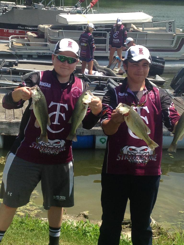 GoShockersAD's tweet photo. First competitive outing for @TatesCreek and loving it @MajorLeagueFish @BASS_nation #hooksetsarefree http://t.co/oQ6Qhb85Lh
