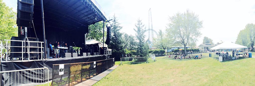 KBShowcase's tweet image. 🎉ITS ALMOST TIME!🎉 Show your #KBShowcase finalists some love at the PARK STAGE from 1pm-3pm! #makeYOURmoment