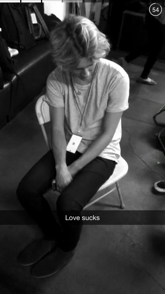 JuliaFooo's tweet photo. @thefooomusic #TFCtoPoland @oscarenestad #snapchat http://t.co/G0zYwpZU36
