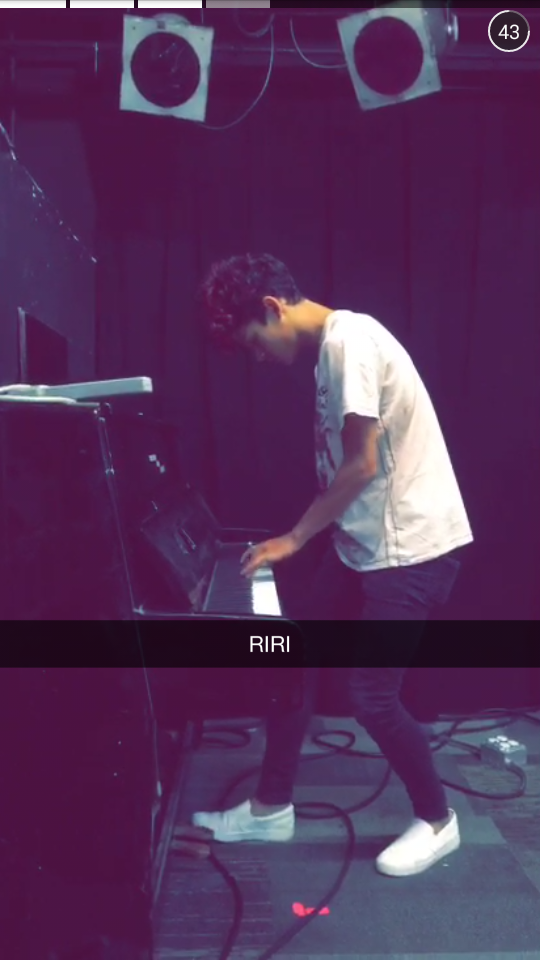 JuliaFooo's tweet photo. @thefooomusic #TFCtoPoland @omarrudberg #snapchat http://t.co/ePpAgZr3Ew