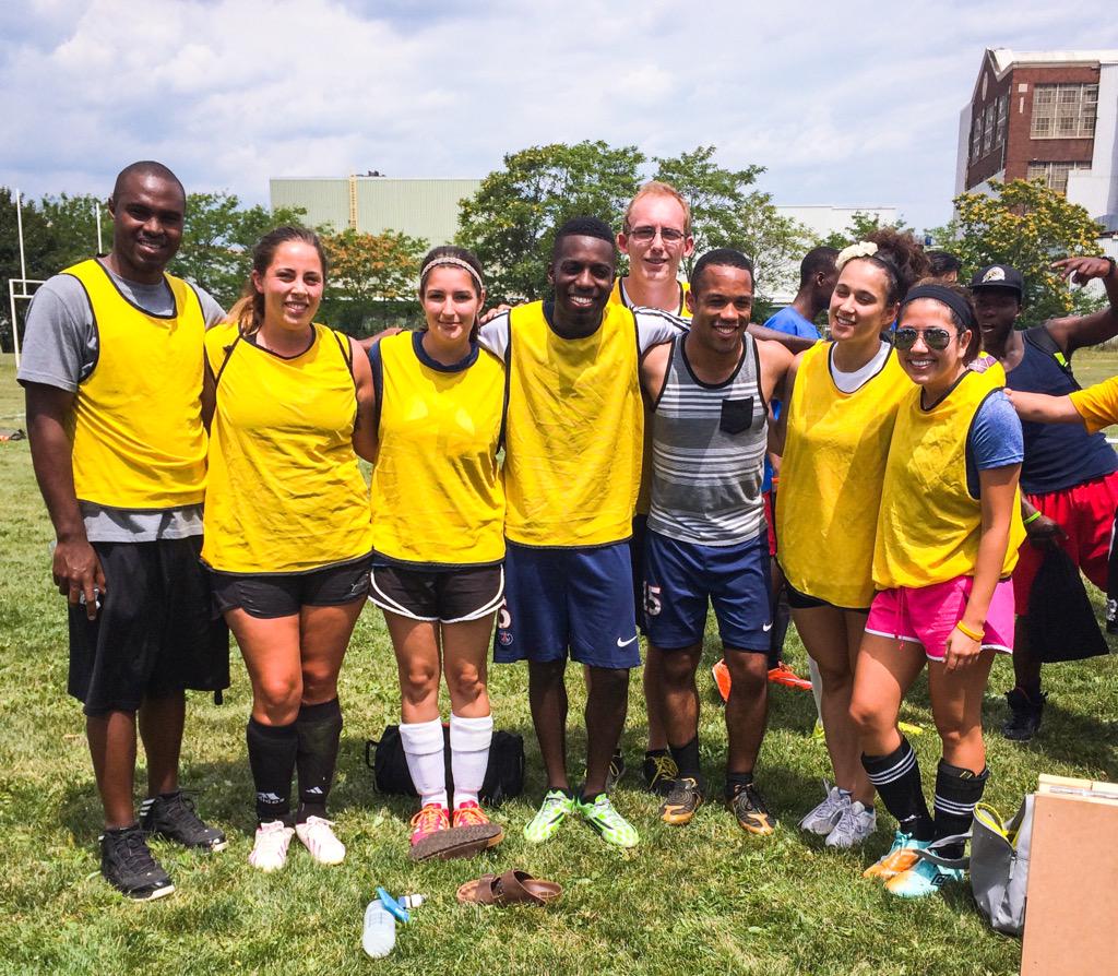 HMCommunityCup's tweet photo. Winners of the spirit award at tourney half time are the Legal Beagles 👏🏽⚽️ #CommunityCupHamilton #hamont http://t.co/paNEEYRA4Q
