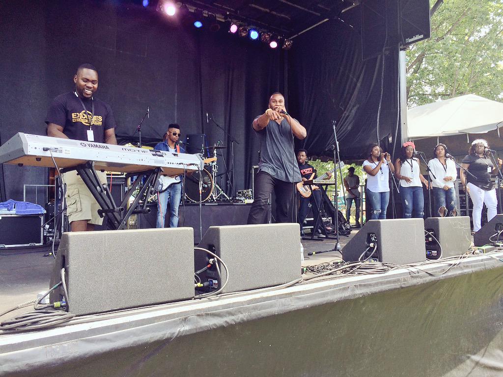 KBShowcase's tweet image. Up first @Tyshymusic!