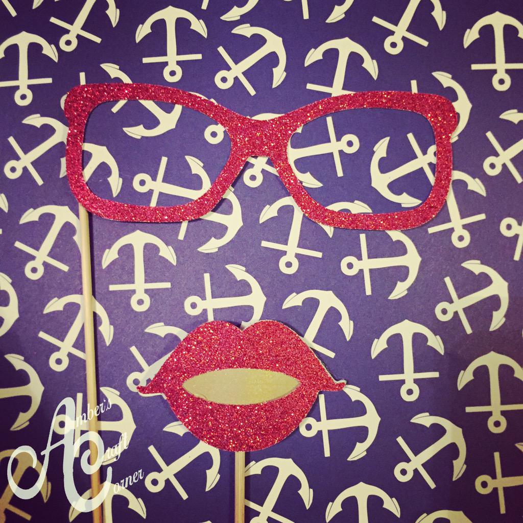 ambscraftcorner's tweet photo. #omg I love #howcute these #photoboothprops came out #amberscraftcorner #nauticalthemed #nautical #ahoy #anchors http://t.co/lc8hLG3hhY