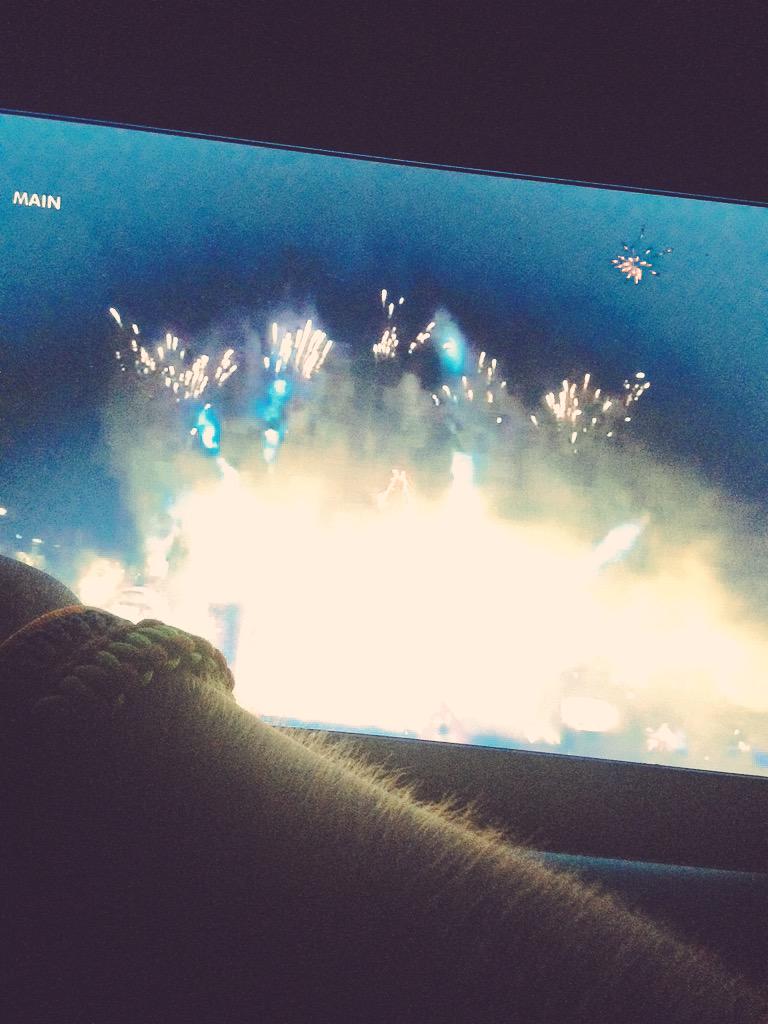 santipevi's tweet photo. Piel de gallina. 😭❤️🔊🎶 @Axwell @Ingrosso #Tomorrowland2015 http://t.co/IvM2lfPHsd