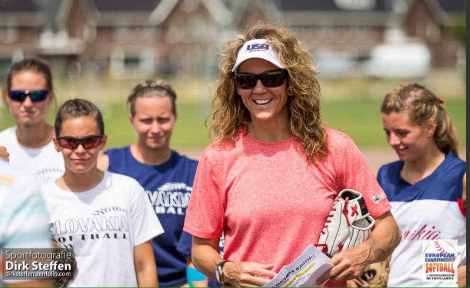 EC Softball 2015 tweet media