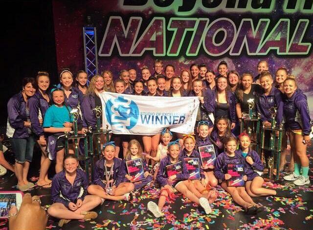 bailey_baileyr's tweet photo. Happy national day of dance😊 #tdfdancers http://t.co/CLfKCdwVbV