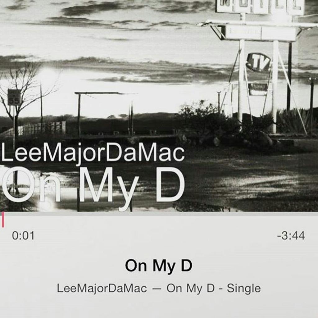 WeMajorPromo's tweet photo. @FitnessIggy *EXCLUSIVE TRACK*
@leemajordamac "ON MY D" #WeMajorPromo @wemajorpromo http://t.co/CWEdkoN8YI http://t.co/7jwQJ1REoR