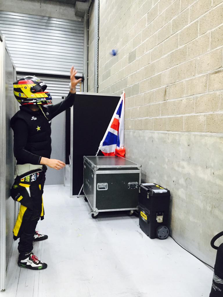 STFITN3SS's tweet photo. Pre stint warm up for reactions for @tomonslowcole #Spa24h #racingdriverfitness #fitness http://t.co/fOSAmWju6H