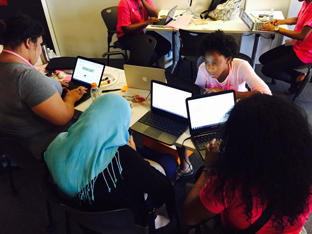 VolunteerBGCNYC's tweet image. Team #hacksquad is developing an anti-bullying app. I #CODElikeagirl #BGCProjectHumanity