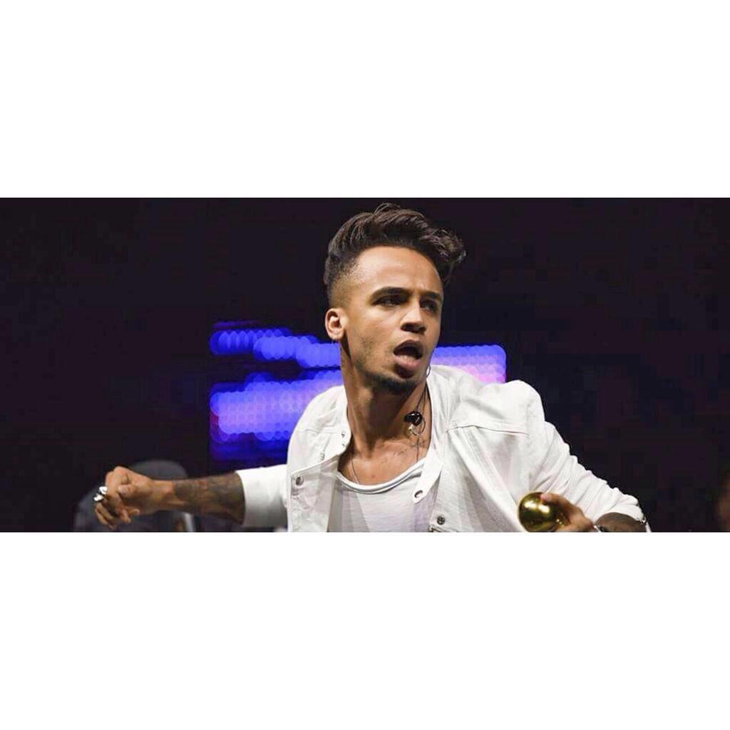 ITgirlJADE44's tweet photo. @AstonMerrygold Good luck tonight mr smash it πππΆπππ #GetStupidOutNow #AimersGetStupid http://t.co/Htv9PZWDVo