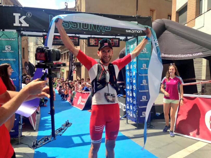 ultrescatalunya's tweet photo. .@DavidComa18 i @FerUltraTrail triomfen a una #UTCatllaràs qualificada pels corredors com a "cursa cinc estrelles" http://t.co/fHs8uFgcAi