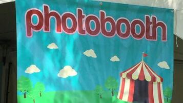 local46's tweet photo. Don't forget to stop by our free photo booth before you leave the picnic, members! #ButFirstLetMeTakeASelfie #46it http://t.co/ZN6KsbwwF8
