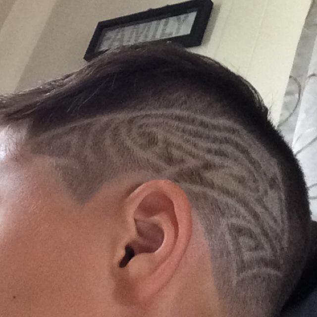 JustinSpademan's tweet photo. New hair do design! http://t.co/fhGZfVqsHm