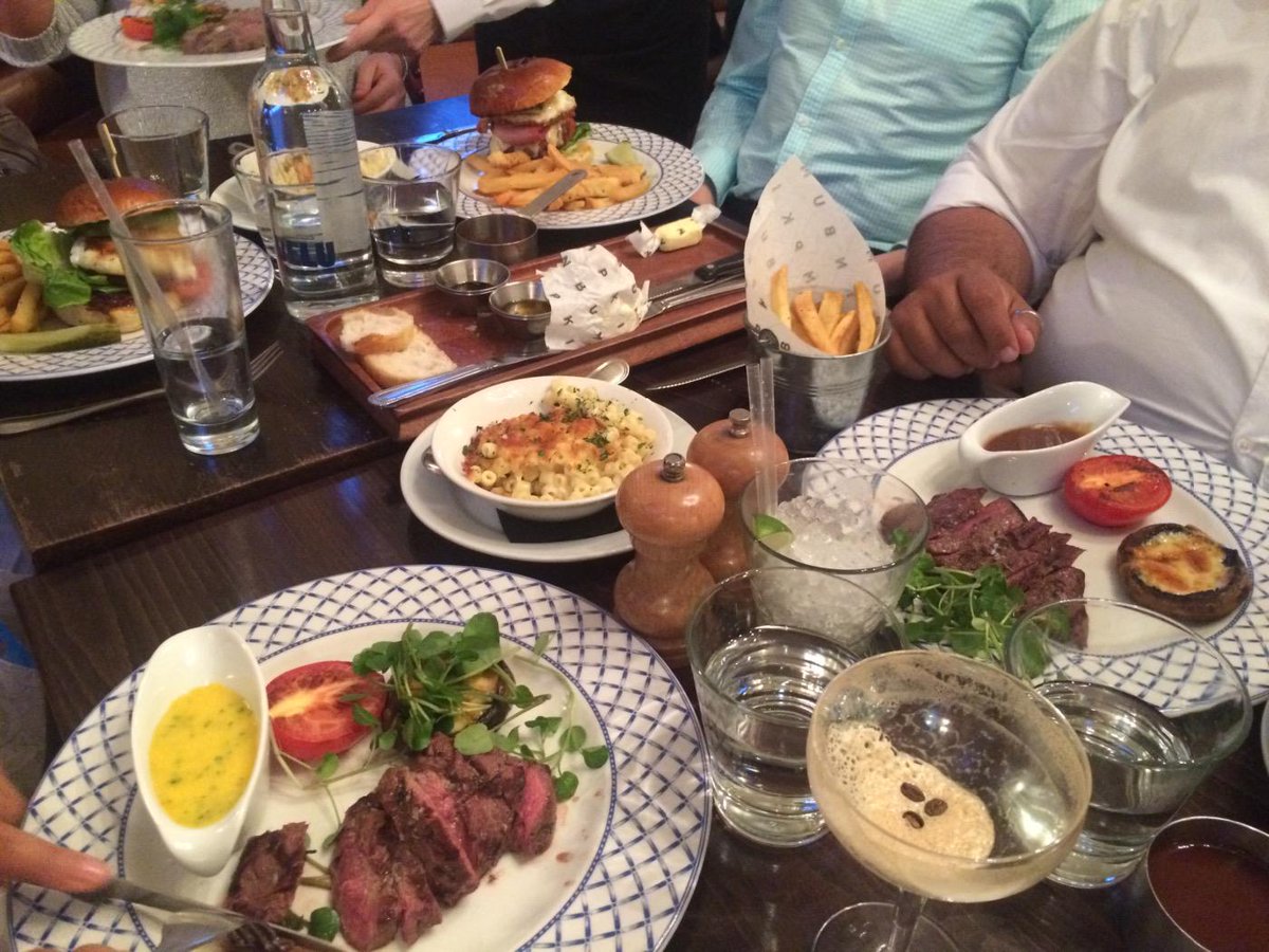 jen_harris10's tweet photo. At @bumpkinlondon :) http://t.co/ysg24Rwg7z