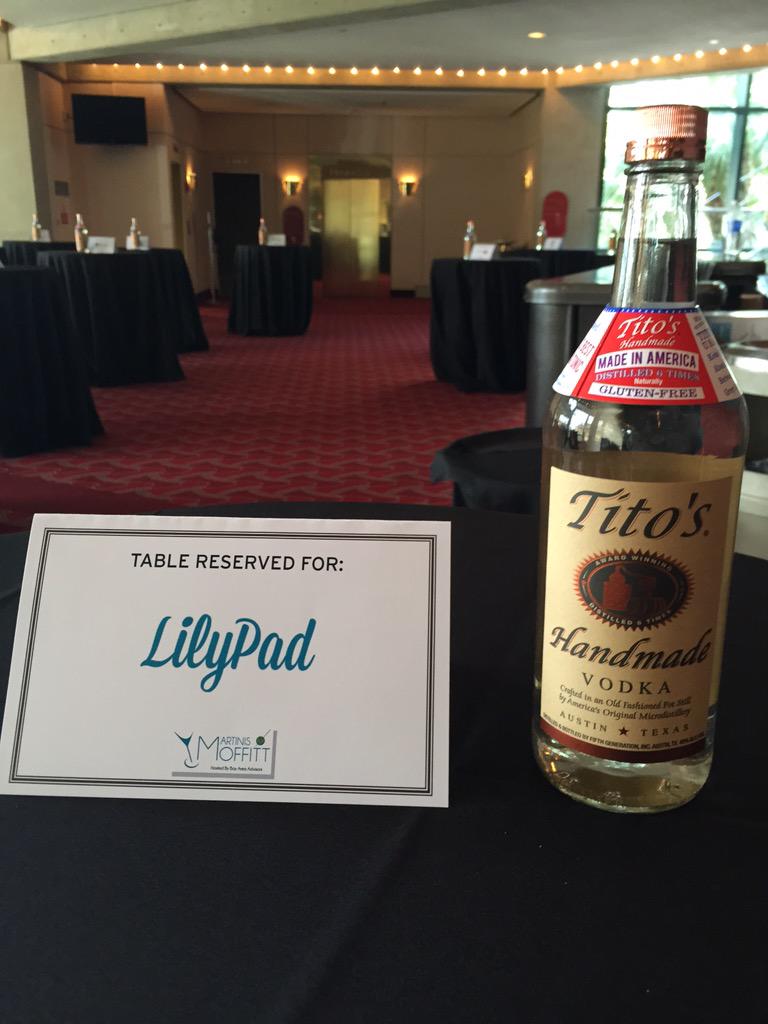 ericrab's tweet image. #MartinisForMoffitt the calm before the storm!