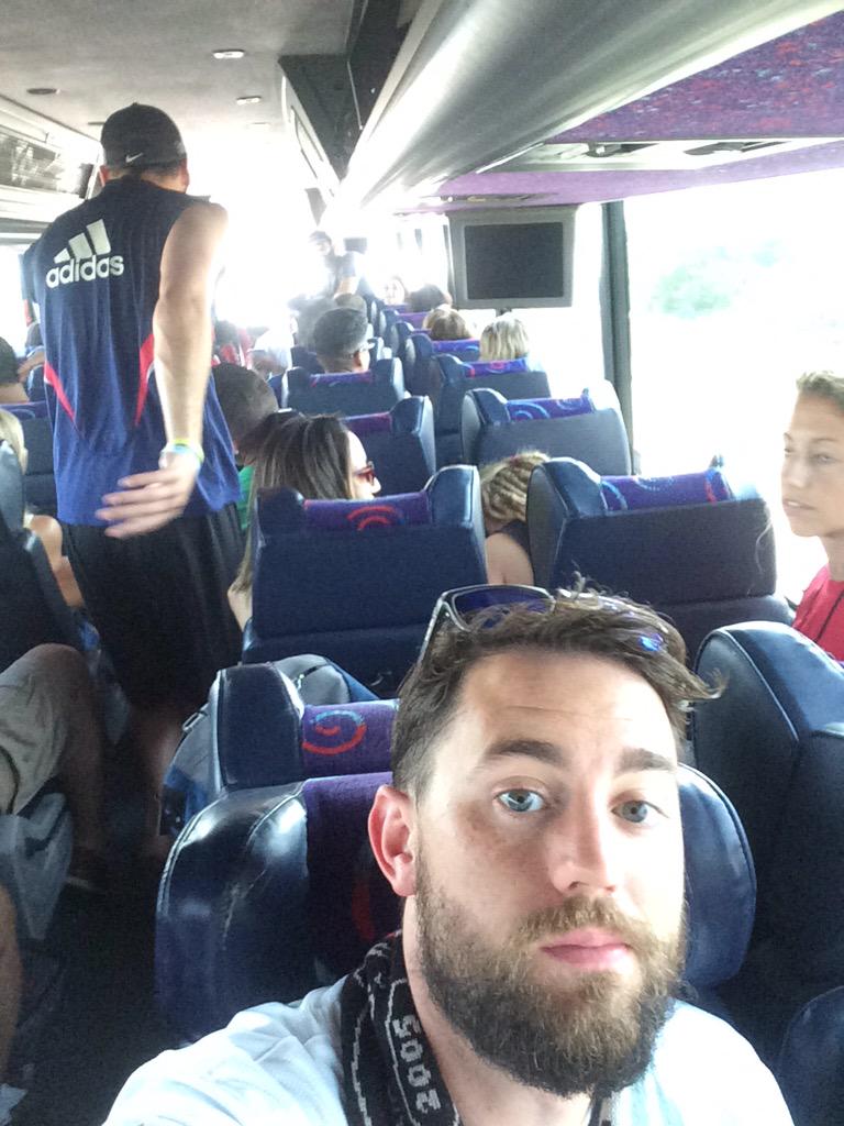 Pattrick11's tweet photo. #segabus to the match! First we honor our friend and #cf97 legend @supersega13 then 3pts! http://t.co/tArFopCtjT