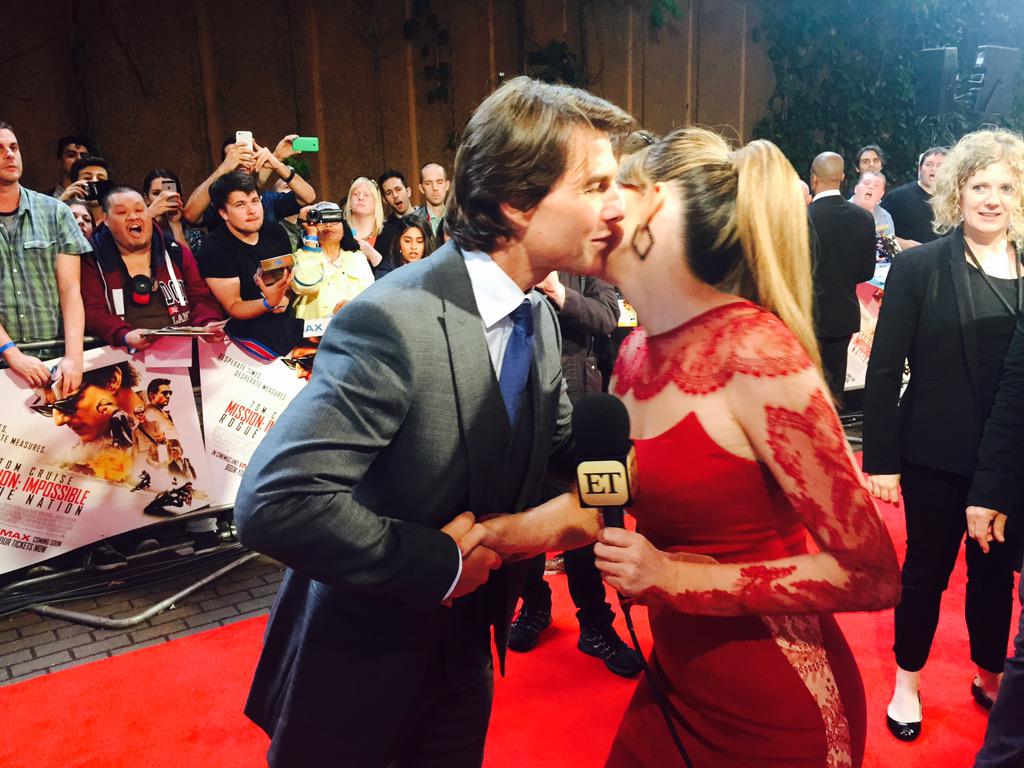 nasreeneldawi's tweet photo. London premiere... Mission complete! @MissionFilm @etnow @TomCruise @carlyjsteel @BradBessey #MissionImpossible http://t.co/fn0TSuotd7