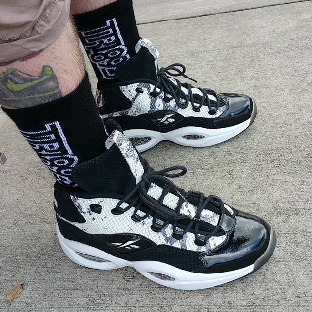 SurfingandBeer's tweet photo. Bait samples for today and the #tr1895 socks match so good #teamreebok1895 #reeboksfinest #reebokinsider #thisIScla… http://t.co/XK8Qd638IR