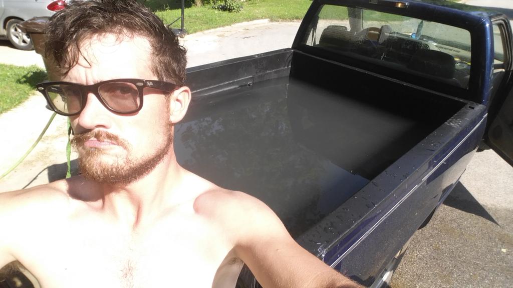 quitmitchin89's tweet photo. The Truck Pool Fiasco of 2015 http://t.co/mNgau50qZZ