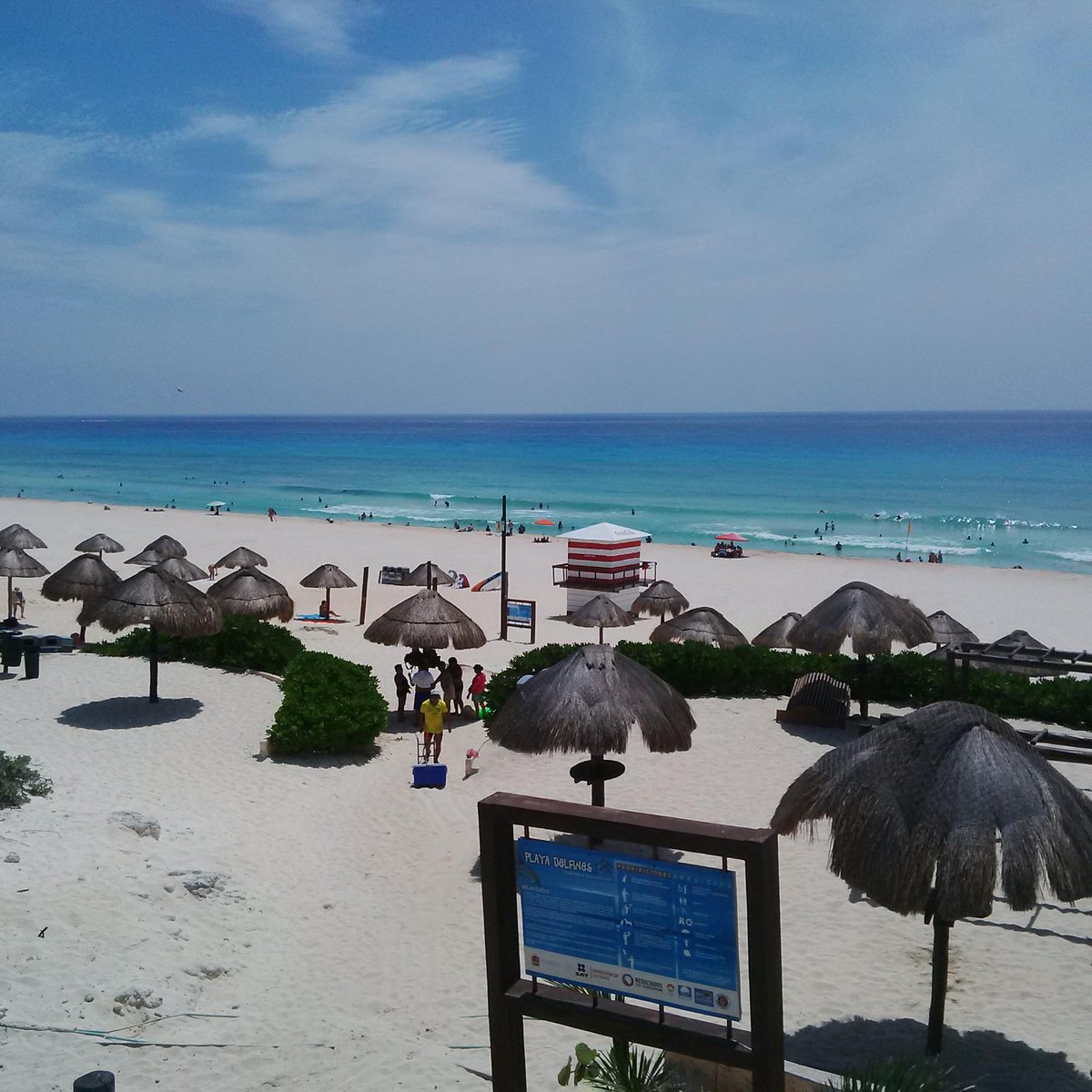 ¡Ven, visita nuestras playas y disfruta #Cancun! #PlayasLimpiasYSeguras <a href="/betoborge/">R</a> <a href="/PaulCarrillo2/">Paul Carrillo</a> <a href="/mariscalje/">Eduardo Mariscal</a>