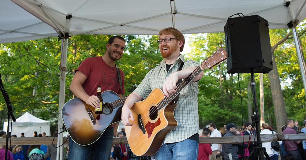 potterparkzoo's tweet photo. Ready to have a beer &amp; stroll the zoo? Enjoy Alternative Rock Zoo Brew July 30 w/ @TheTenants! http://t.co/ekxAbjfVvN http://t.co/Sm168SSoUp