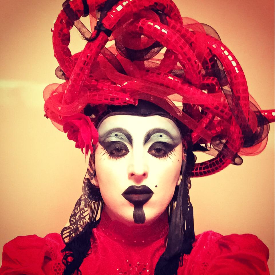 StellaForever_'s tweet photo. @Illamasqua @JulianKynaston #Stella #Liverpool #Drag http://t.co/0fpJbuHuyO