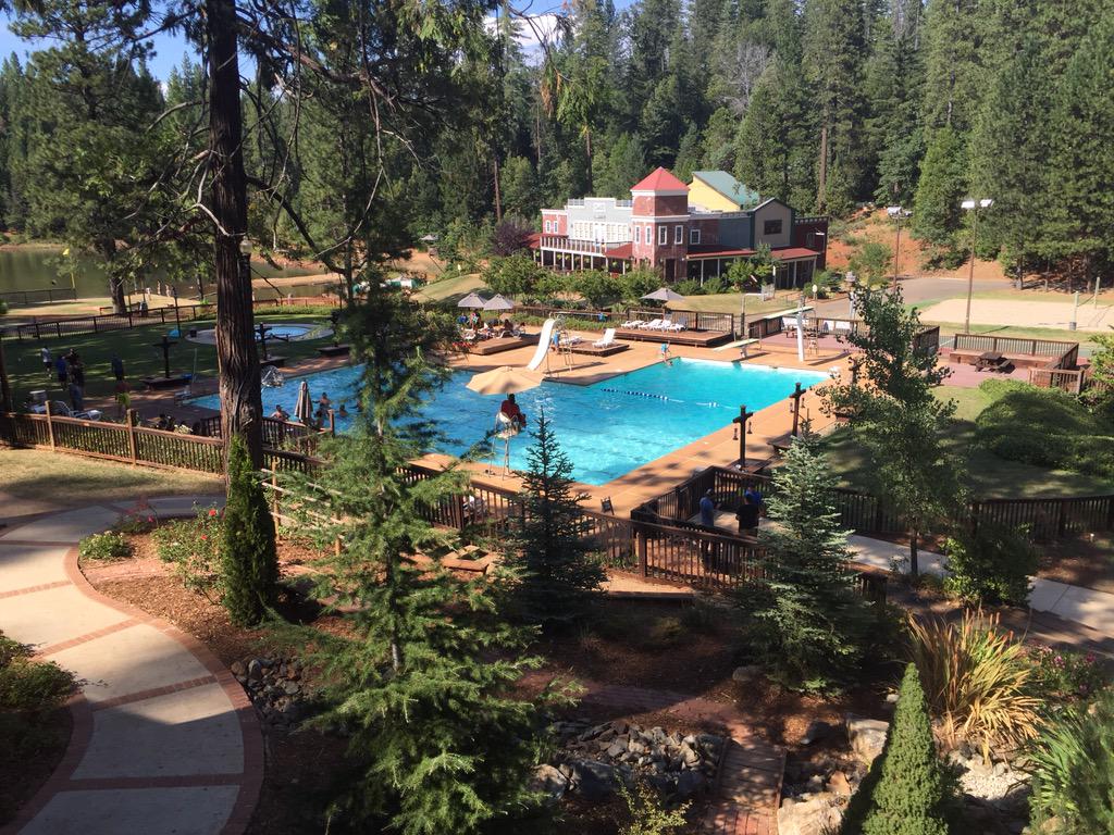 mattymarbs21's tweet photo. Had a rad week with the squad at @YLWoodleaf @greaterpasadena always having the most fun! #bestweekofyourlife #chazzz http://t.co/Irk96m5qag