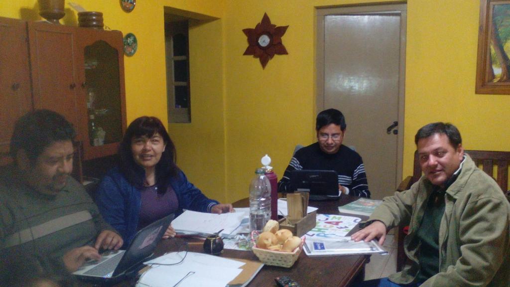 CAMPEROlau's tweet photo. Trabajando para @ASET_Salta http://t.co/A7PcGN282j