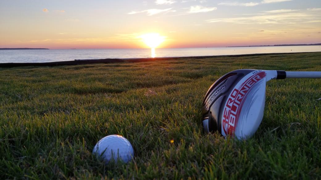 JoeAusband's tweet photo. Just demo'd the new Aeroburner @TaylorMadeGolf.  @DJohnsonPGA let's play my course.  #swingfaster #wintrip http://t.co/bZ4cCUVDVN