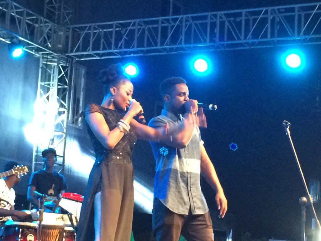 RevolvePlus's tweet photo. And that is a surprise @sarkodie jumps on stage with @EFYA_Nokturnal #Loadedon #loadedgirls @MaddhausInc http://t.co/lq0VVjCgrr