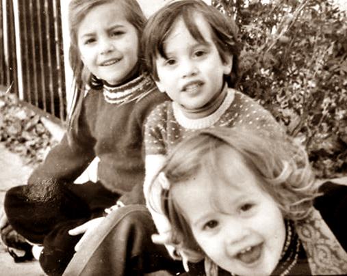 gastonelombillo's tweet photo. De chiquitos siempre juntos! La vida golpea pero siempre unidos estamos... http://t.co/wGzoAheXlR