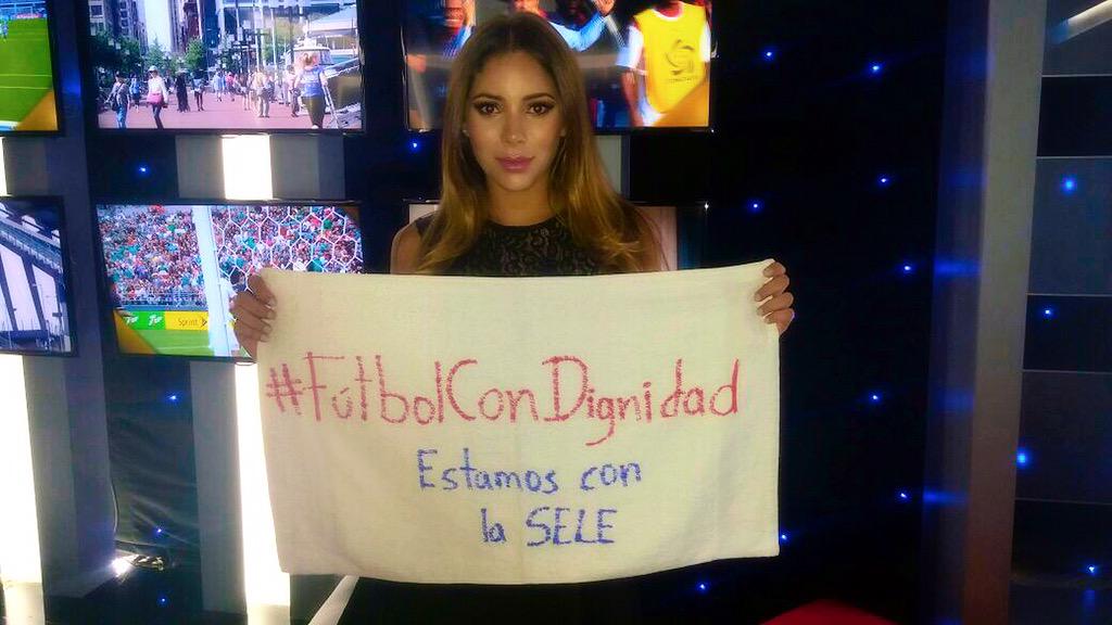 delanyprecilla's tweet photo. Felicidades a la Sele por todo su trabajo dentro la Copa Oro #FútbolConDignidad @tvmaxpanama @SomosLaSele http://t.co/NWiMqfCka7