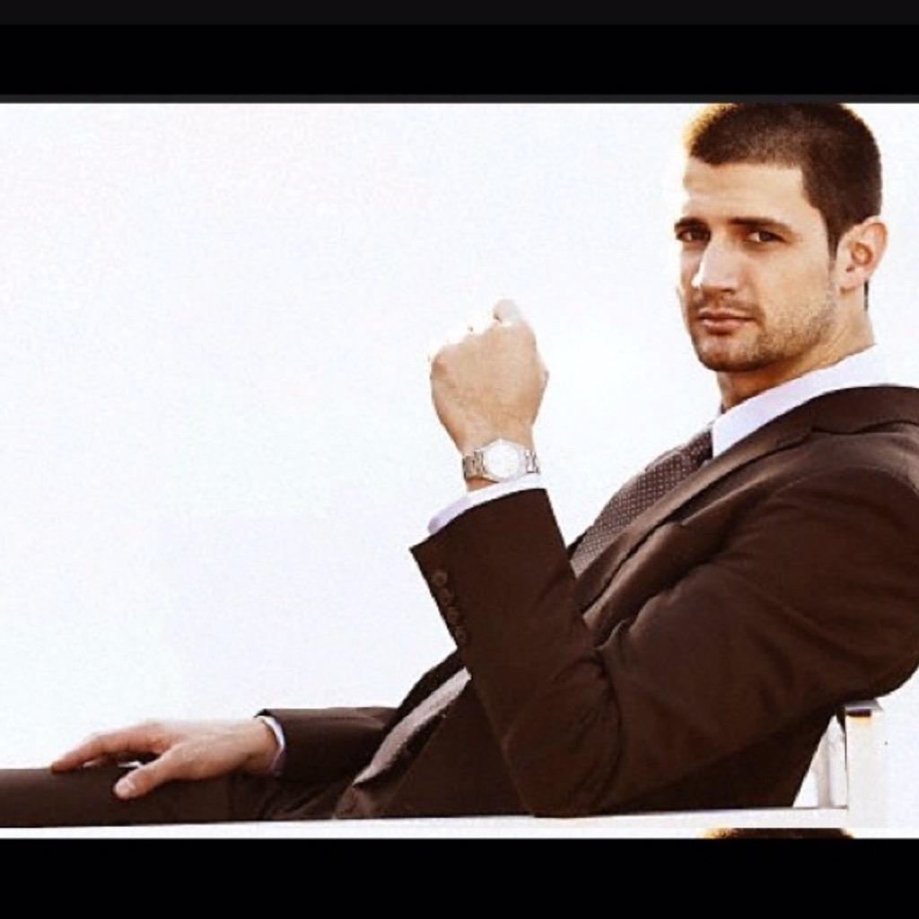 Happy 30th birthday James Lafferty aka Nathan Scott     